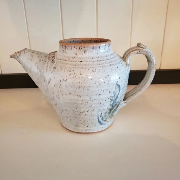 Pottery Barn Ceramic Cream/Brown  Speckled Teapot/Vase. - Picture 2 of 6